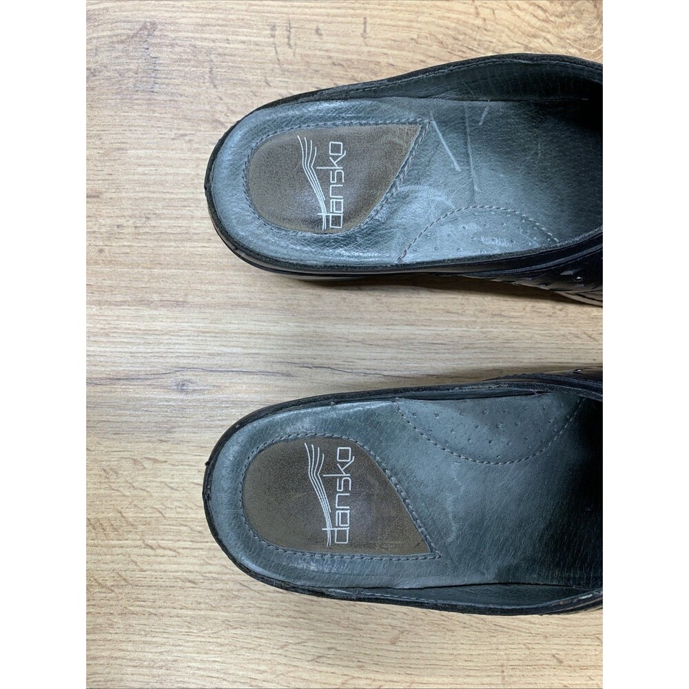 Dansko Women's Clogs Mules Slip On Leather Comfort Shoes Studs Size US 8 Eur 38 - Picture 15 of 16